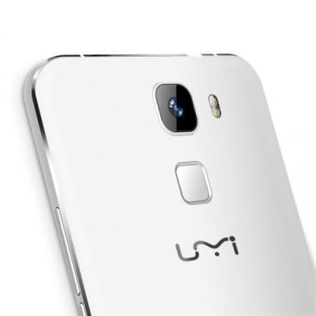 UMI HAMMER S Smartphone Touch ID 5.5 Inch 2GB 16GB MTK6735 Remote Control- White