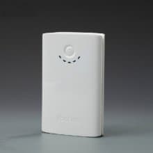 YooBao YB-636 Q-Master Dual-USB 7800mAh Mobile Power Bank White