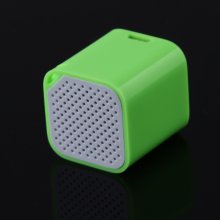 Bluetooth Speaker Music Player with Anti-Lost Camera Remote Shutter Function Green