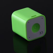 Bluetooth Speaker Music Player with Anti-Lost Camera Remote Shutter Function Green
